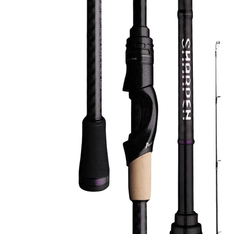 vara-de-pesca-sharpen-purelure-em-close-mostrando-cabo-reel-seat-e-haste-em-carbono