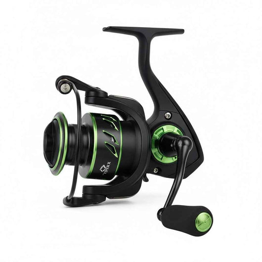 molinete-piscifun-viper-x-original-preto-e-verde-exibido-em-angulo-lateral-destacando-o-carretel-e-o-design-esportivo