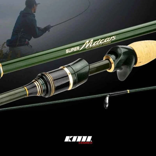 vara-de-pesca-cemreo-macars-cross-reverse-wire-carbon-detalhe-cabo-cortica-blank-verde-pescador-ao-fundo