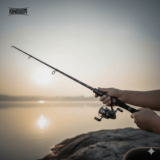 vara-de-pesca-molinete-carretilha-kingdom-xestus-travel-carbon-24t-30t-em-uso-na-pesca-ao-por-do-sol-foto-07